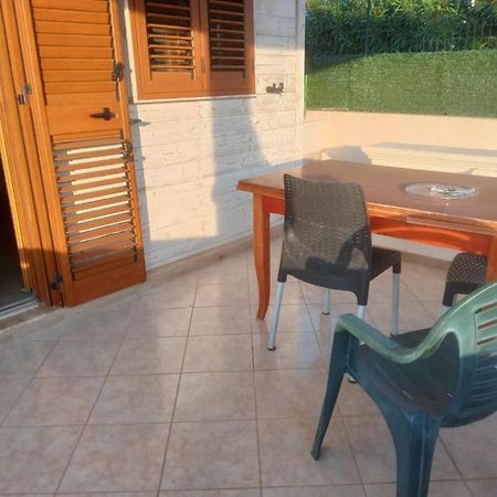 Ferienwohnung Da Franco E Emilia Ostuni Exterior foto